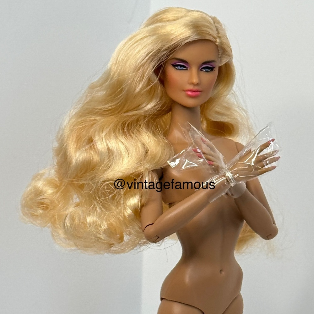 Integrity Toys Bubble Up Lark Lawrence Nude Fashion Doll Articulated True